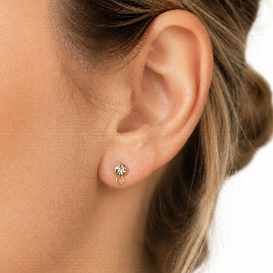 BOUCLES D’OREILLES CLOUS À STRASS