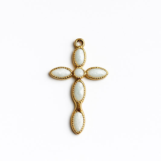Charms croix blanche