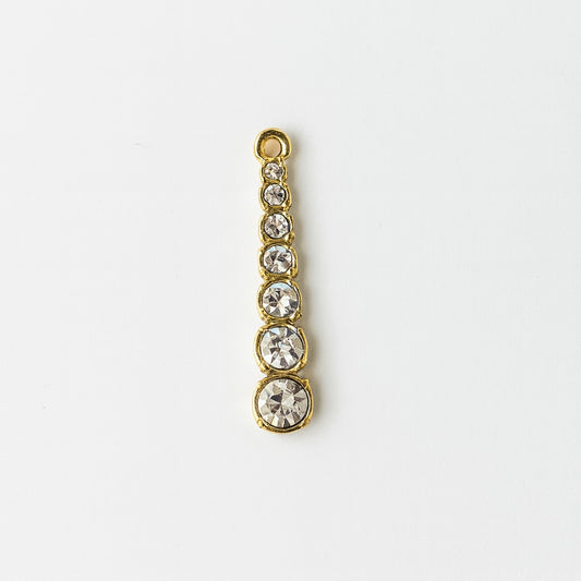 Charms ligné de strass