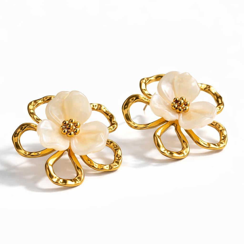 Boucle d`oreille fleur doré